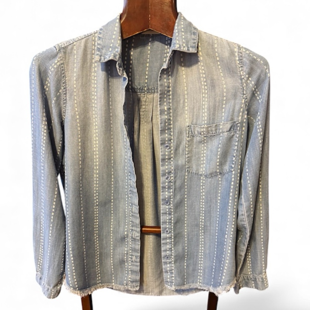 Bella Dahl Denim Blue Shirt in like new condition,quality cotton size S - Picture 1 of 7